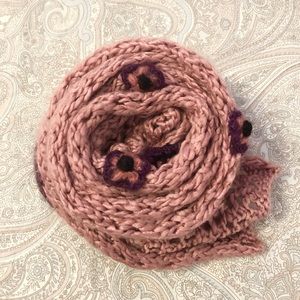 Y2K Knit Gloves and Scarf with Floral Appliqué